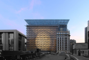 EUROPA – SIÈGE du CONSEIL EUROPÉEN et du CONSEIL DE L’UE © Philippe SAMYN and PARTNERS architects & engineers, LEAD and DESIGN PARTNER. Philippe Samyn and Partners architects & engineers, Studio Valle Progettazioni architects, Buro Happold Limited engineers. / Photo : © Quentin Olbrechts © colours : Georges MEURANT