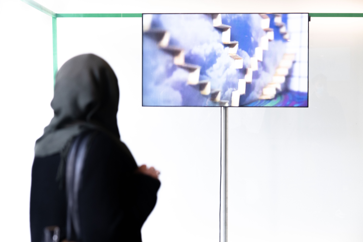 VUES SUR, Vitrine © Mara De Sario