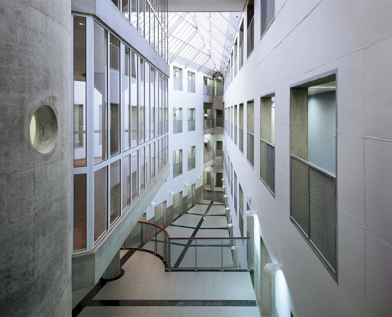 HEC ULiège (atrium) © Jean-Luc Deru