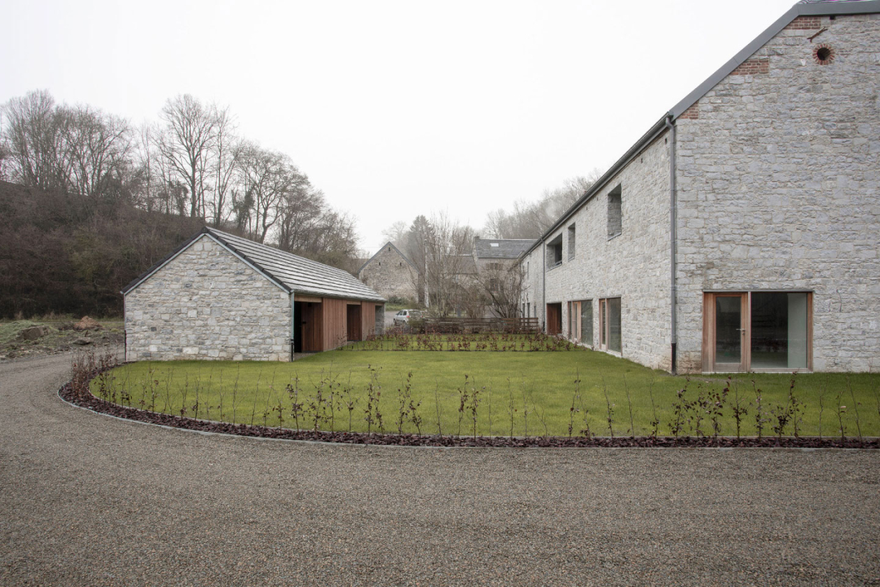 Ferme Pailhe, Clavier, Olivier Fourneau architectes © Caroline Dethier