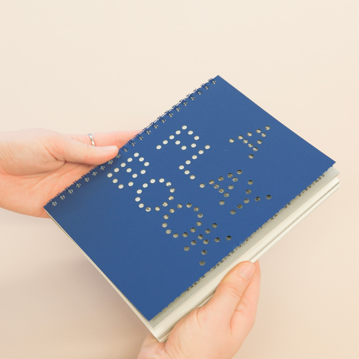 A PLAYBOOK FOR HOSPITALITY © AHA, Czvek Rigby, Laura Muyldermans - Photo: Edouard Fargues