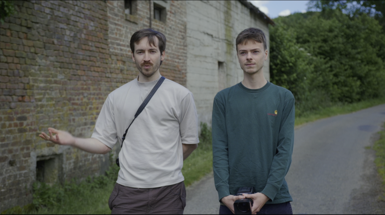  Tomás Barberá Ramallo & Arthur Stache © Extrait du film de Camille Van Durme 'Vers une nouvelle ruralité ?'