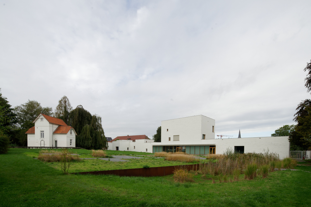 Musée de Folklore, Mouscron, V+ x Projectiles