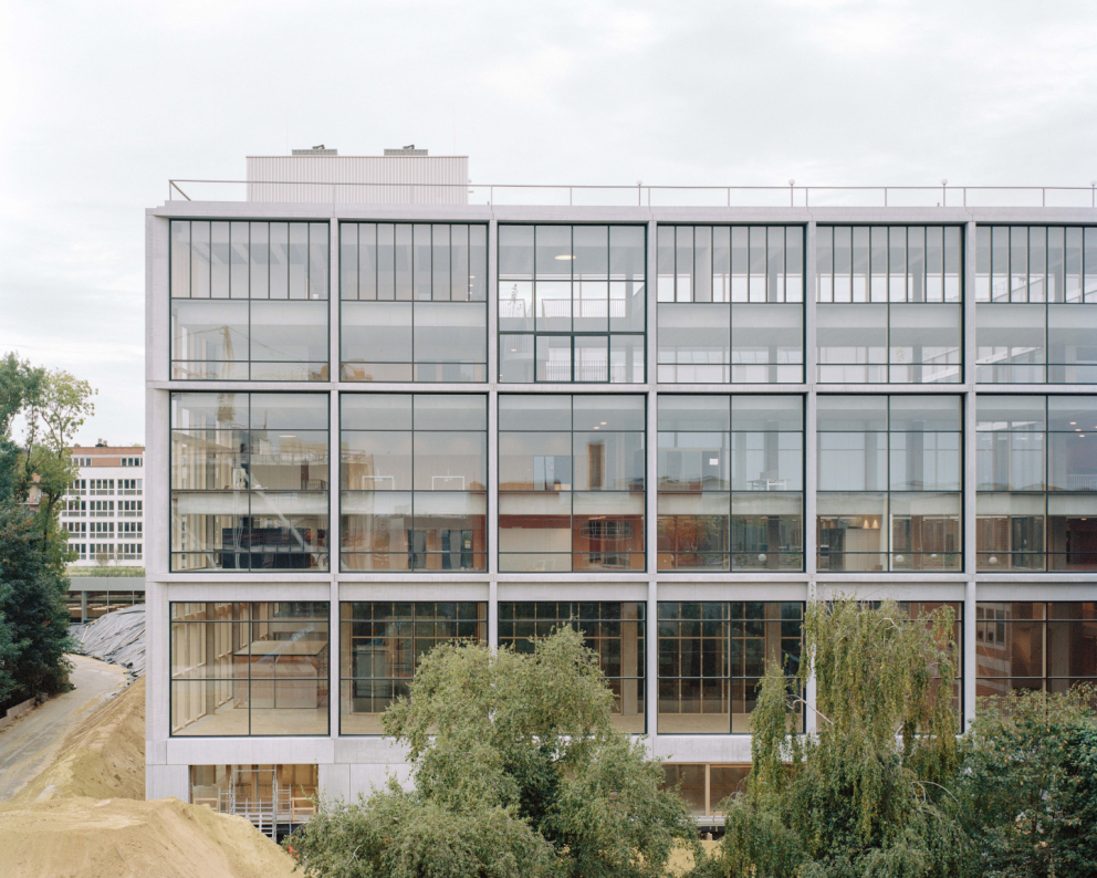 RTBF - MDW Architecture, V+ architecture / © Photo : Séverin Malaud